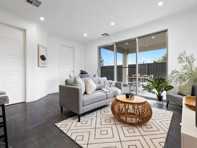 Townhouse for rent in Campbelltown City Council, Adelaide