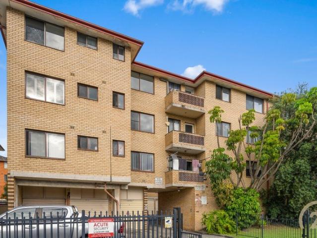 Apartment for sale in Sydney, Liverpool City Council