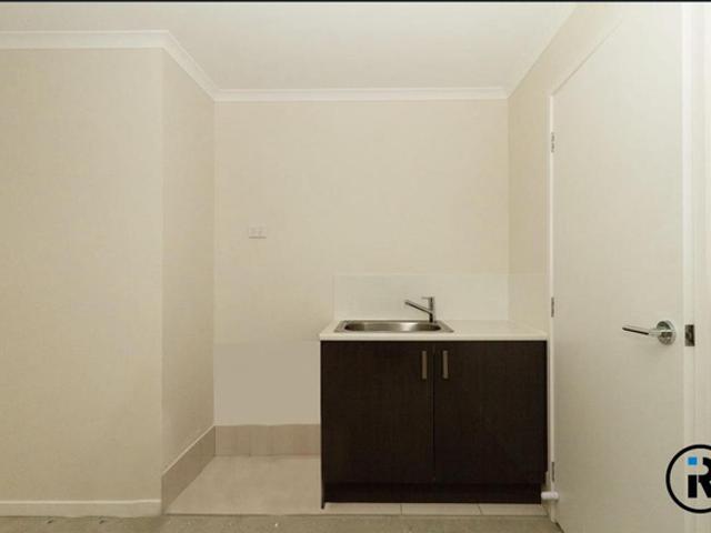 Townhouse for rent in Toombul, Queensland