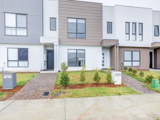 Townhouse for sale in Toombul, Queensland
