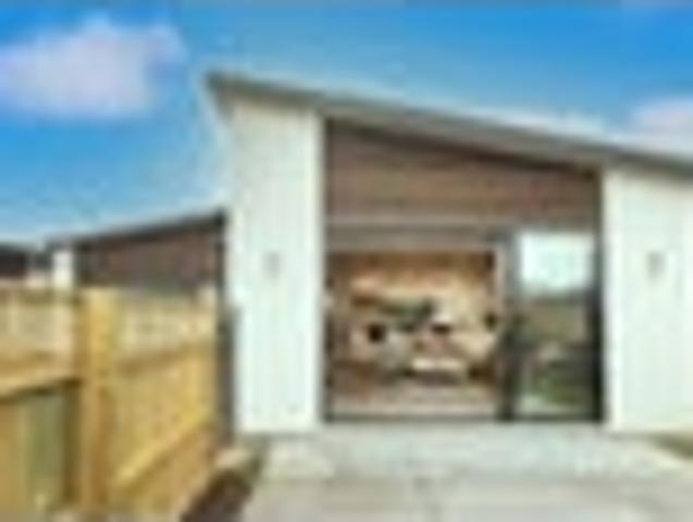 House for sale in Chaslands, Canterbury