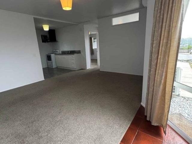 House for rent in Otakou