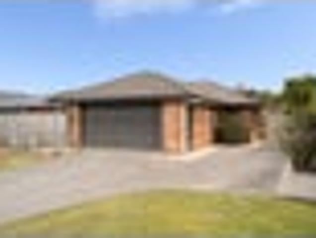 House for sale in Omokoroa, Bay Of Plenty