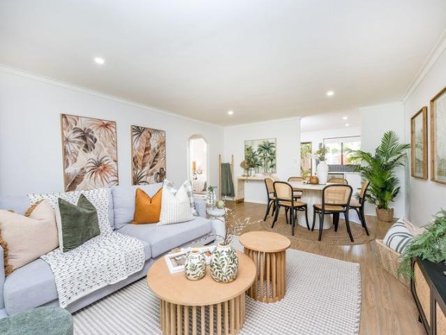 Villa for sale in Scarborough, City of Stirling