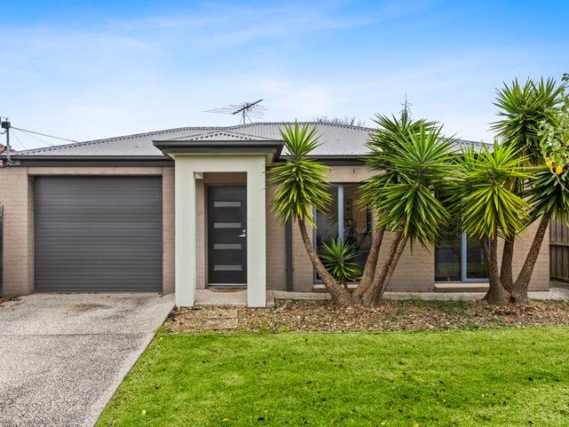 Townhouse for sale in Geelong, Victoria