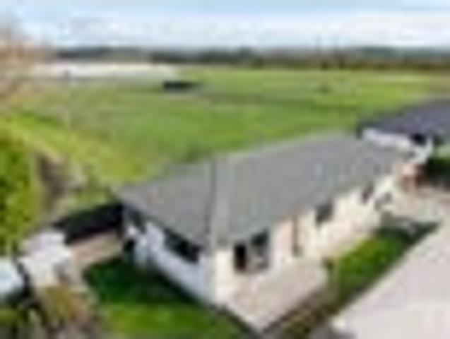 Townhouse for sale in Hastings