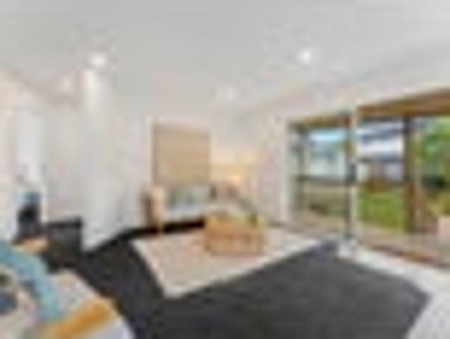 House for sale in Sunnynook