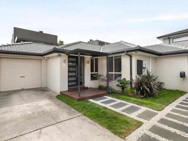 House for sale in Niddrie, Melbourne