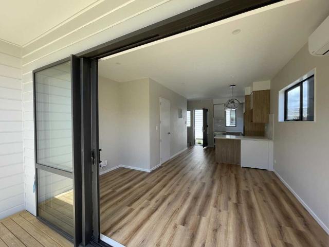 Townhouse for rent in Henderson, Henderson-Massey