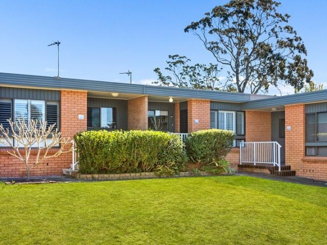 Apartment for sale in Oak Flats Dc, New South Wales