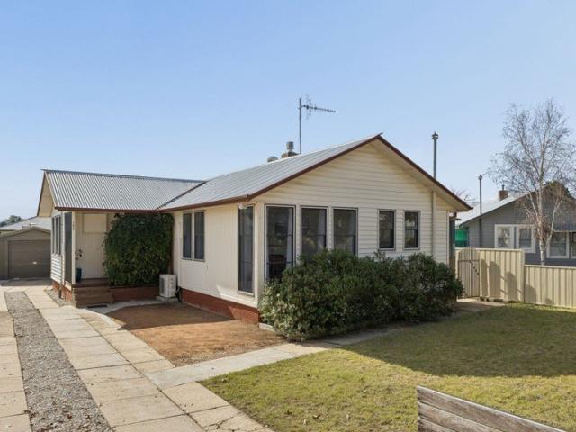 House for sale in Brisbane Grove, New South Wales