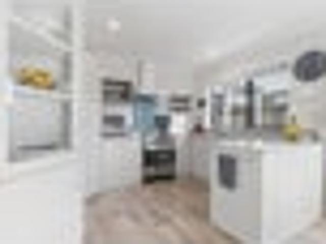 Apartment for sale in Carterton, Carterton District
