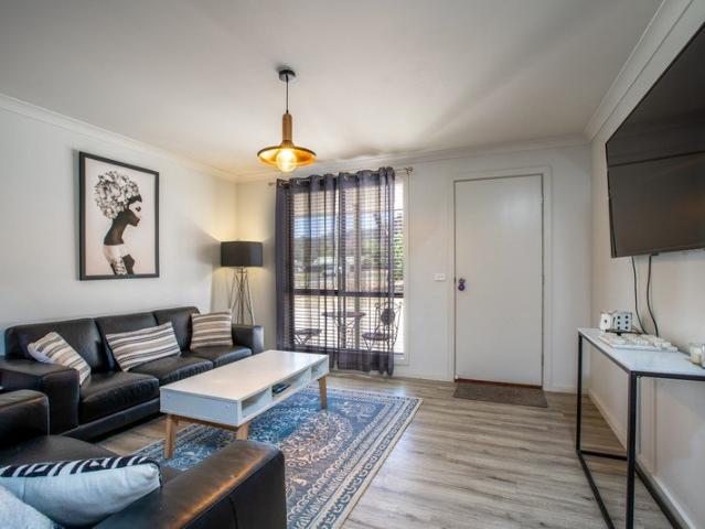 Townhouse for rent in Albury, New South Wales