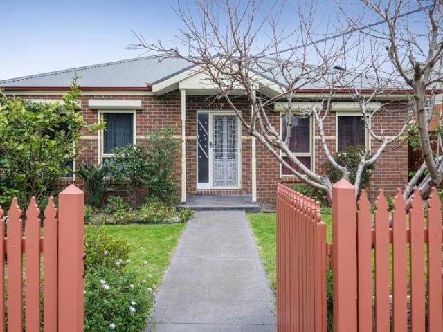 Apartment for sale in Camerons Creek, Victoria