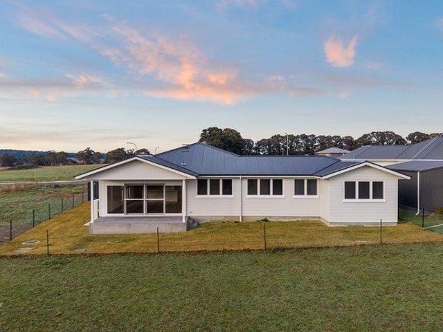 Duplex for rent in Crookwell, New South Wales