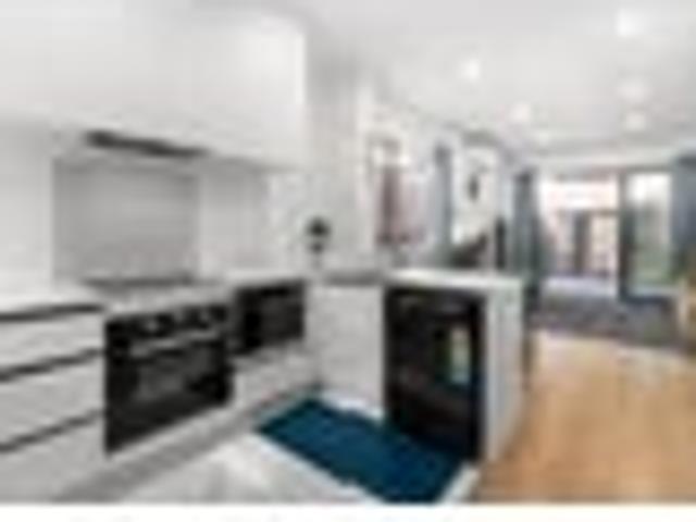 Townhouse for sale in Roskill South, Puketāpapa