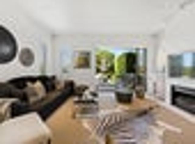 Townhouse for sale in Newmarket