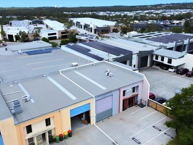 Warehouse for rent in Helensvale, Gold Coast City