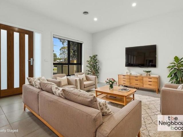 Townhouse for rent in Camerons Creek, Victoria