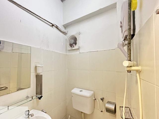 Room for rent in Country Heights Damansara, Kuala Lumpur
