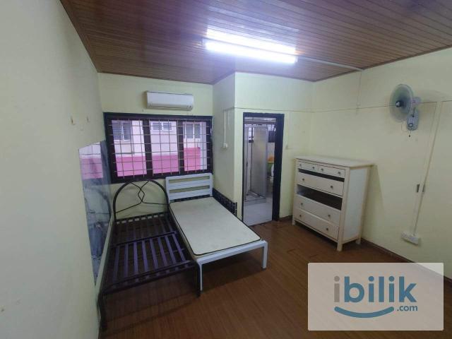 Room for rent in Taman Bangsar, Kuala Lumpur