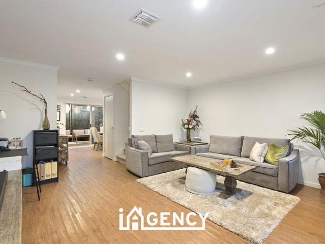 Townhouse for rent in Camerons Creek, Victoria