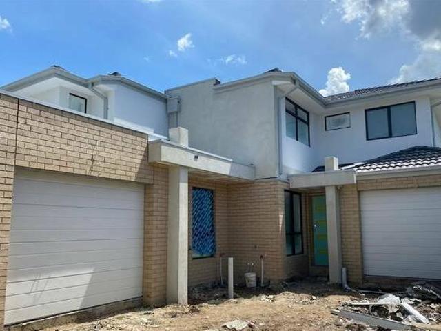 House for rent in Victoria