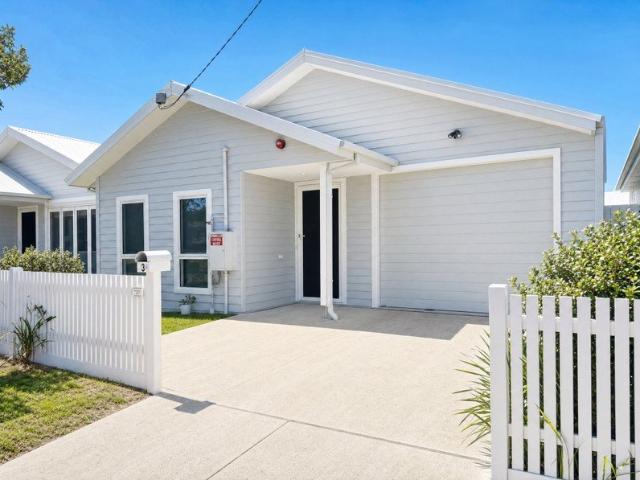 Villa for sale in Rosebud, Melbourne