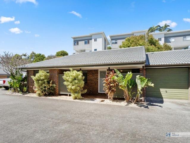 Villa for sale in Tweed Heads West, Tweed Shire Council