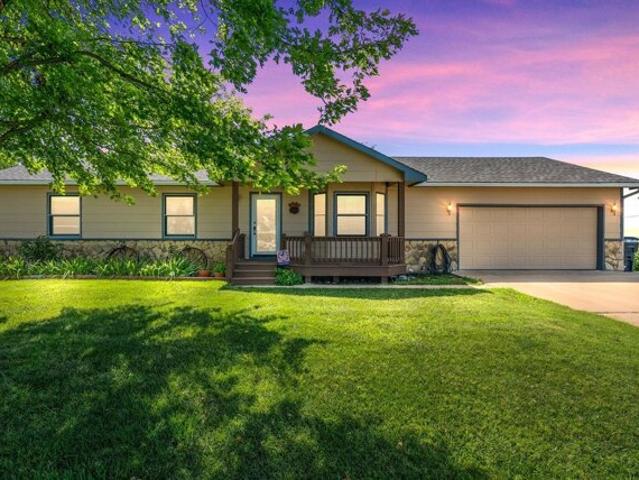 House for sale in Goddard