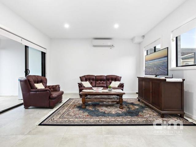 Townhouse for rent in Camerons Creek, Victoria