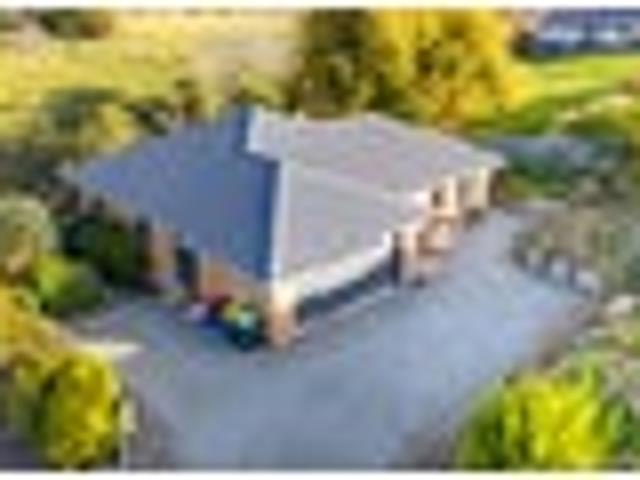 House for sale in Marchwiel, Canterbury