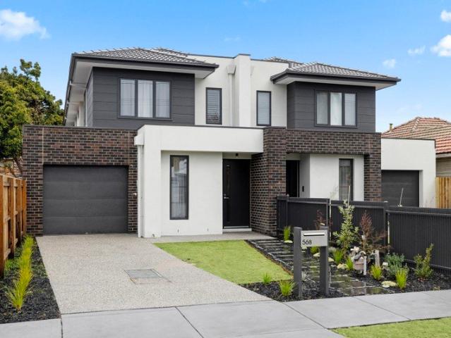 Townhouse for sale in Camerons Creek, Victoria