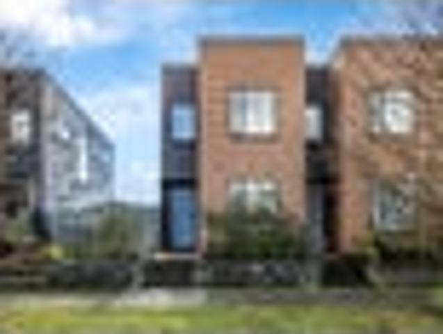 House for sale in Paremoremo