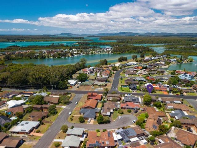 Townhouse for sale in Tuncurry, New South Wales