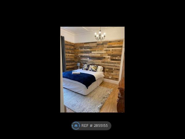 Apartment for rent in Nangreaves, Wales