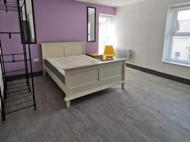 House for rent in Nangreaves, Wales