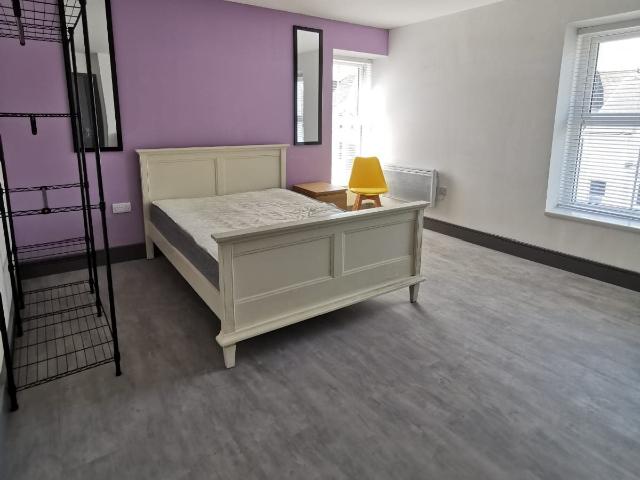 House for rent in Nangreaves, Wales