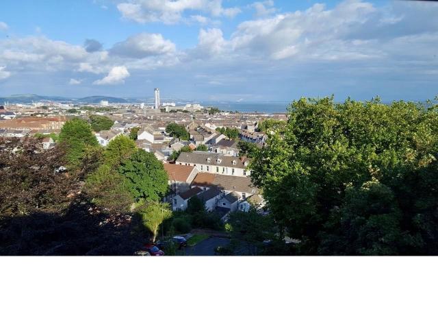 Apartment for rent in Nangreaves, Wales