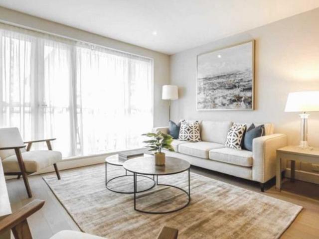 Apartment for rent in Ratcliffe, Greater London