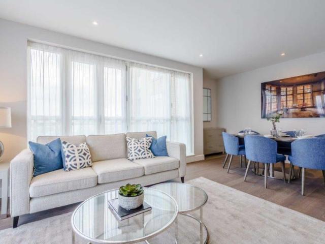 Apartment for rent in Ratcliffe, Greater London