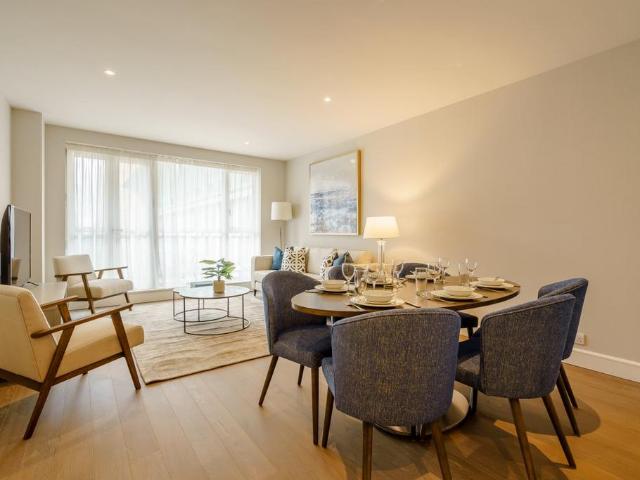 Apartment for rent in Ratcliffe, Greater London
