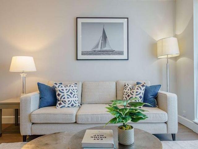 Apartment for rent in Ratcliffe, Greater London