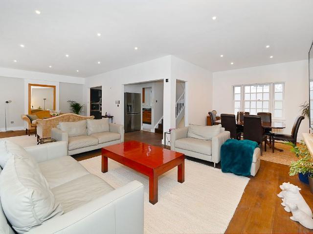 House for rent in Belgravia, Greater London