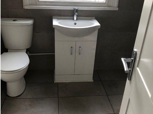 Room for rent in Palmers Green, Greater London