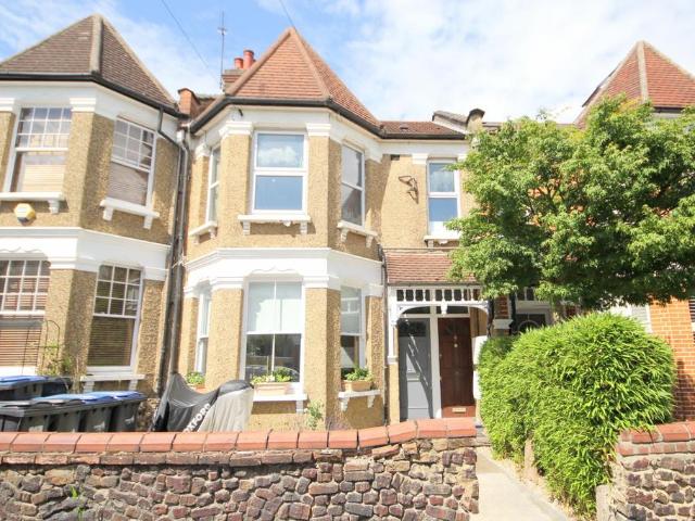 Apartment for rent in Palmers Green, Greater London