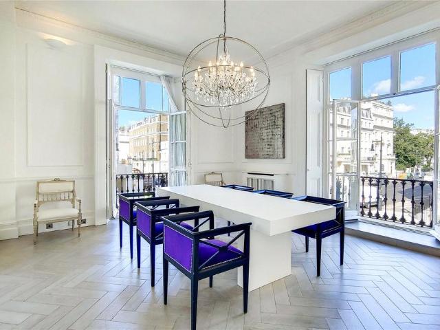 House for rent in Belgravia, Greater London