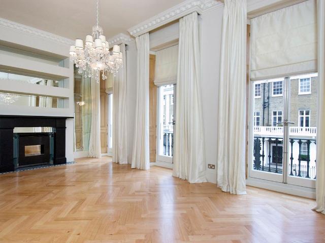 House for rent in Belgravia, Greater London