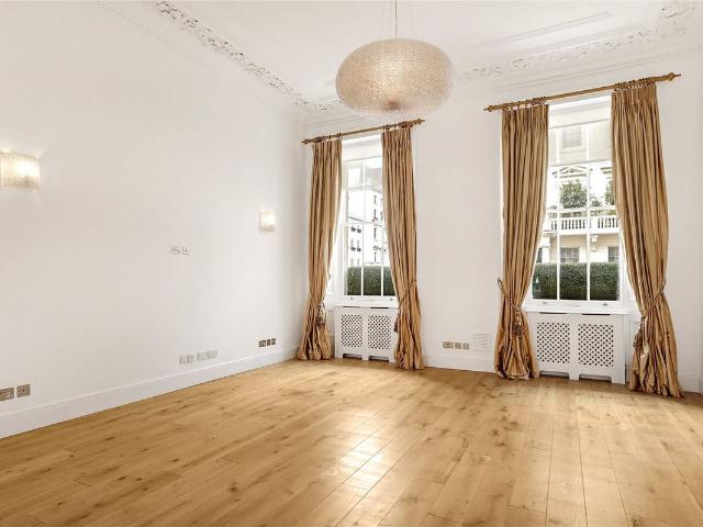 Apartment for rent in Belgravia, Greater London