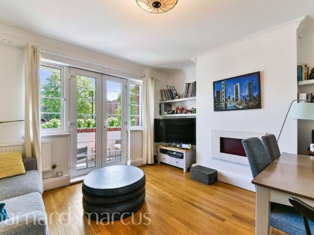 Apartment for rent in London Borough of Ealing, Perivale